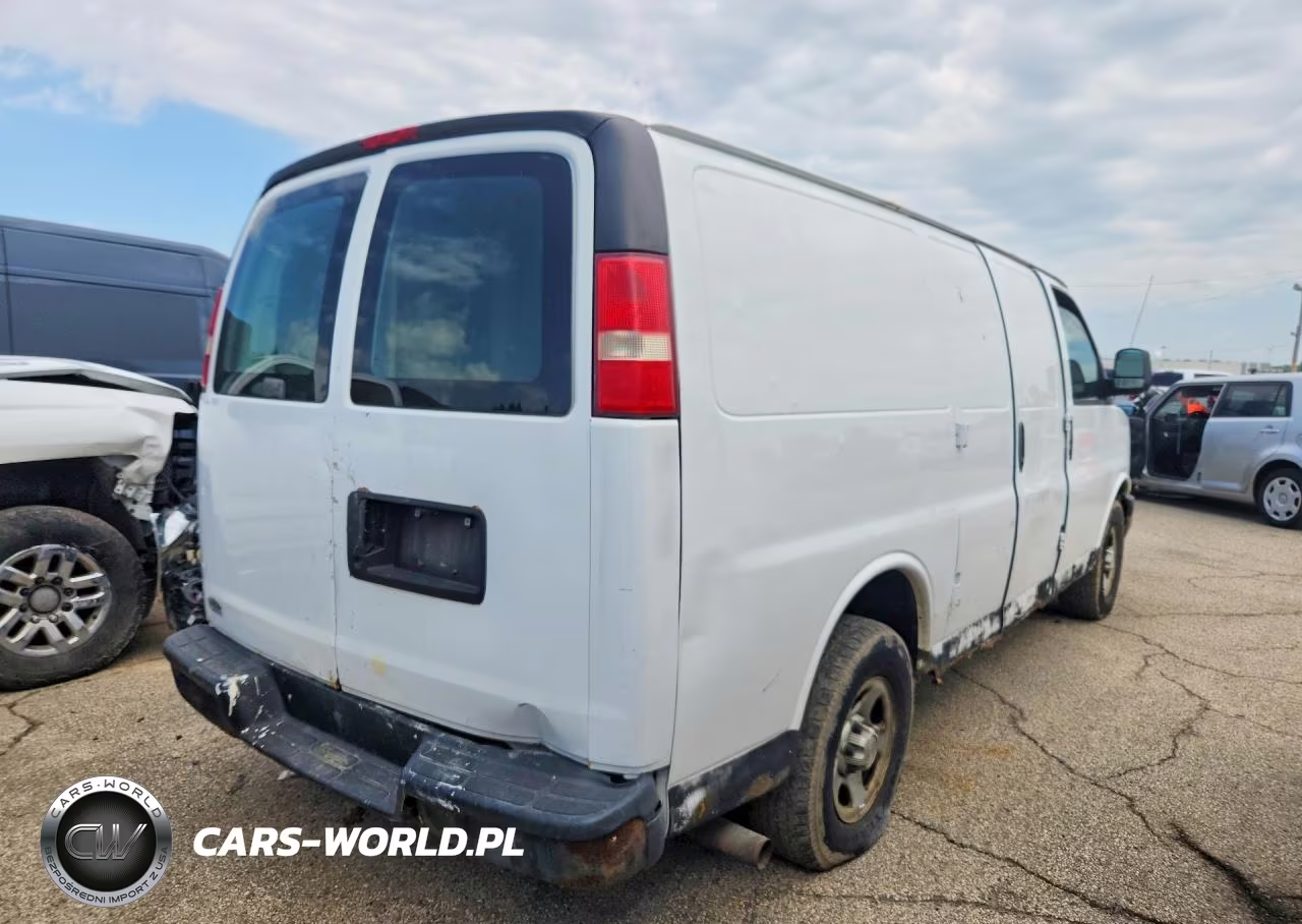 2008 Chevrolet Express G1500 VIN:1GCFG15X381140860 - 3