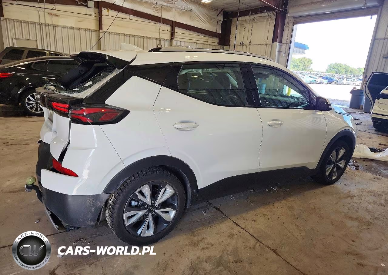 2022 Chevrolet Bolt Euv Lt VIN:1G1FY6S02N4116490 - 3
