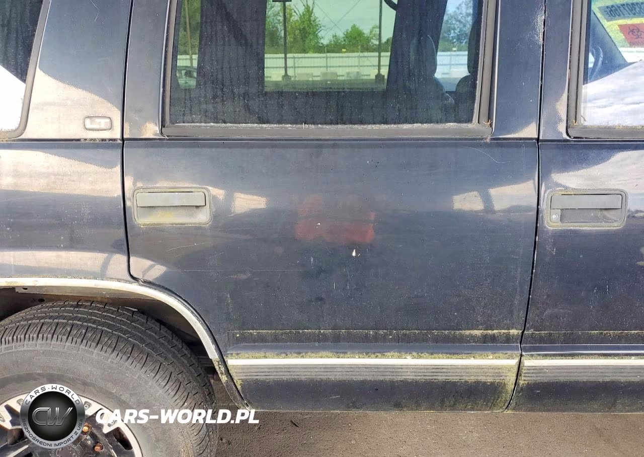 1997 Chevrolet Tahoe K1500 VIN:1GNEK13RXVJ390081 - 10