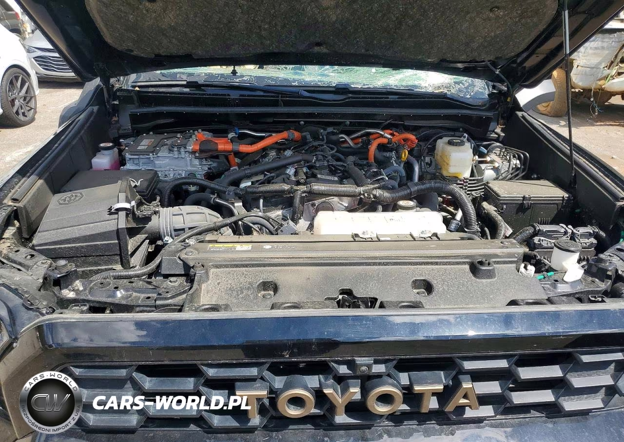 2025 Toyota 4Runner Hybrid Trailhunter VIN:JTEVB5BR5S5017015 - 11