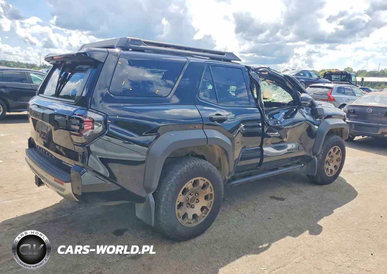 2025 Toyota 4Runner Hybrid Trailhunter VIN:JTEVB5BR5S5017015 - 3