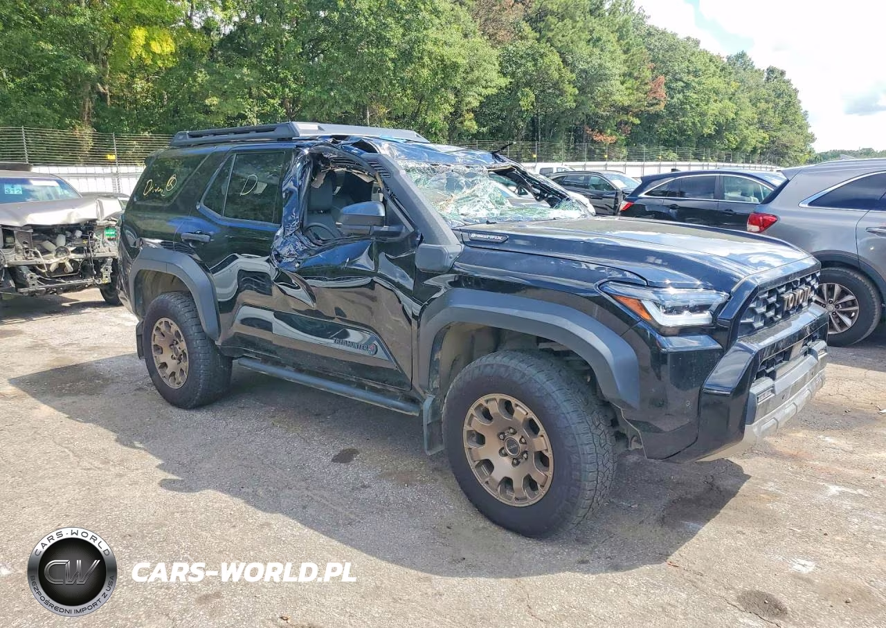 2025 Toyota 4Runner Hybrid Trailhunter VIN:JTEVB5BR5S5017015 - 4