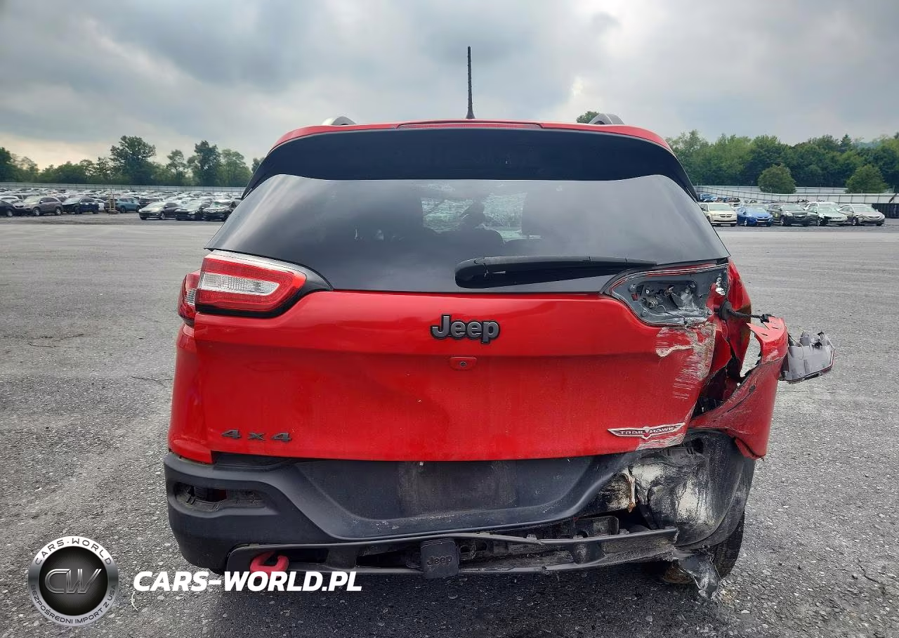 2017 Jeep Cherokee Trailhawk VIN:1C4PJMBS5HW636102 - 6