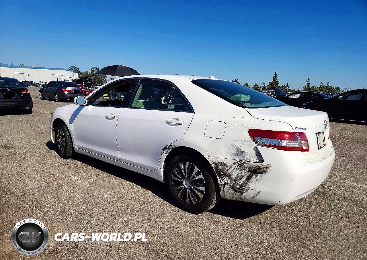 2010 Toyota Camry Le VIN:4T1BF3EK8AU564987 - 2