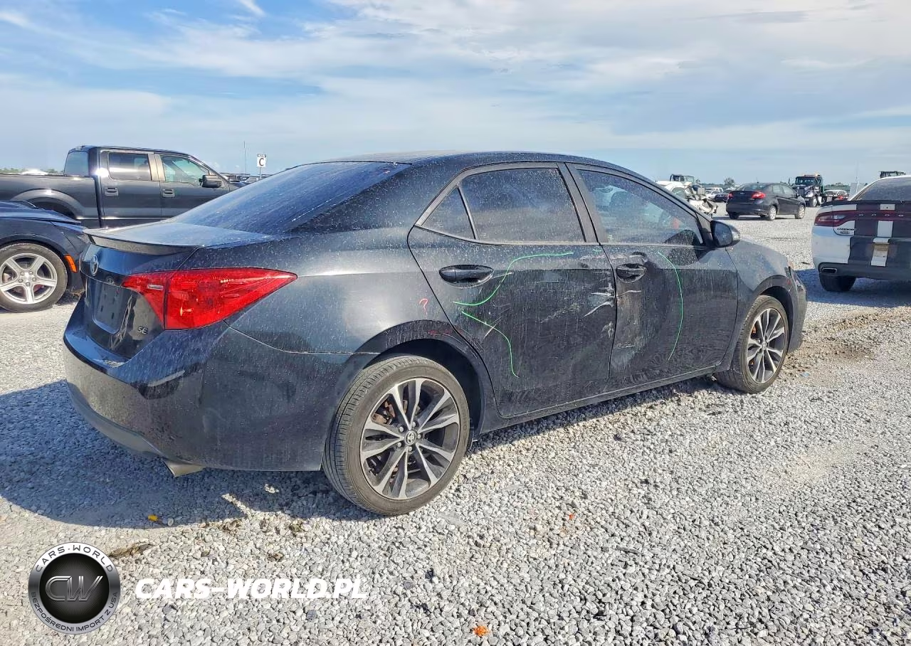 2017 Toyota Corolla Se VIN:2T1BURHE5HC907202 - 3