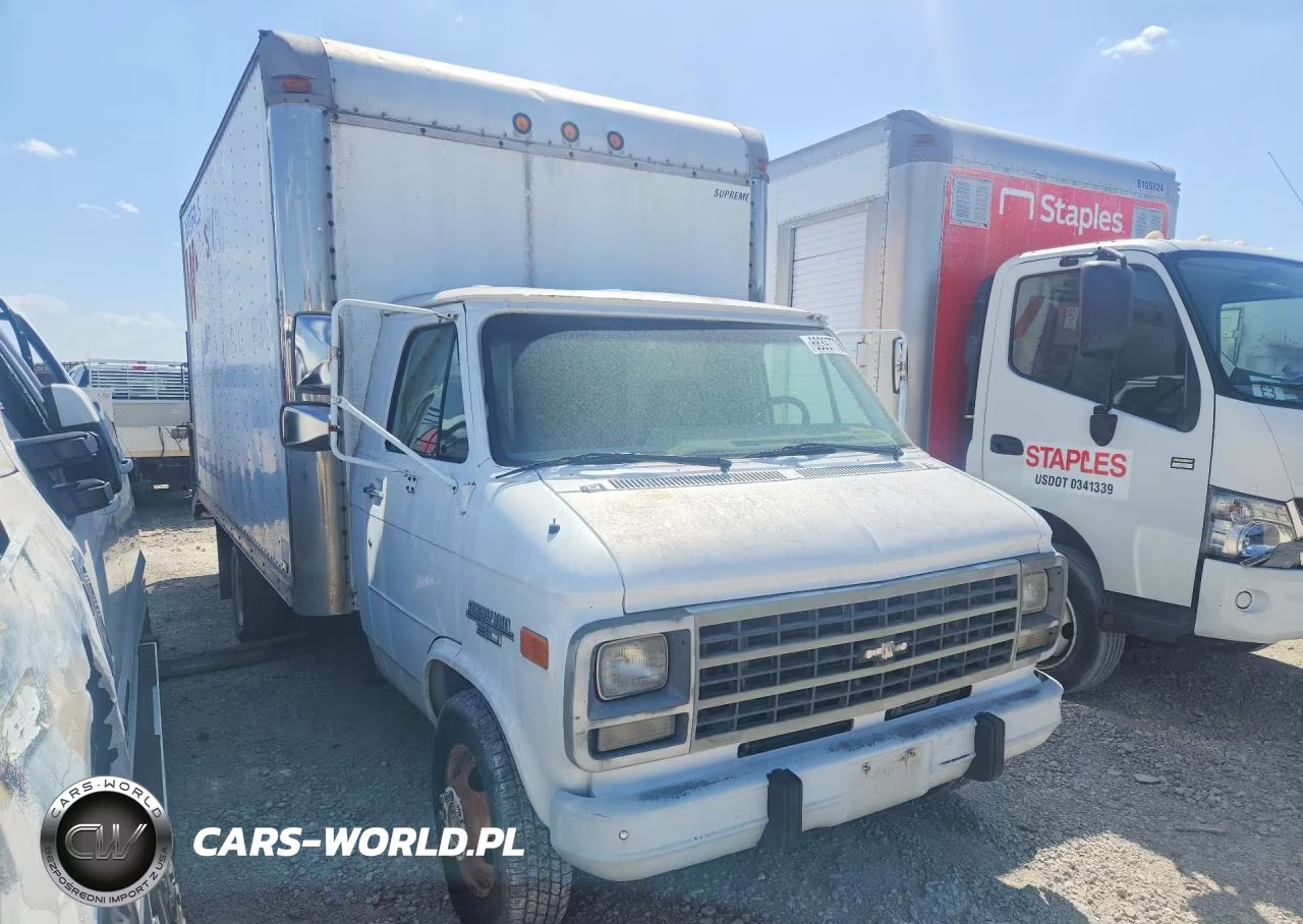 1995 Chevrolet G30 Box Truck VIN:1GBHG31K1SF224186 - 4