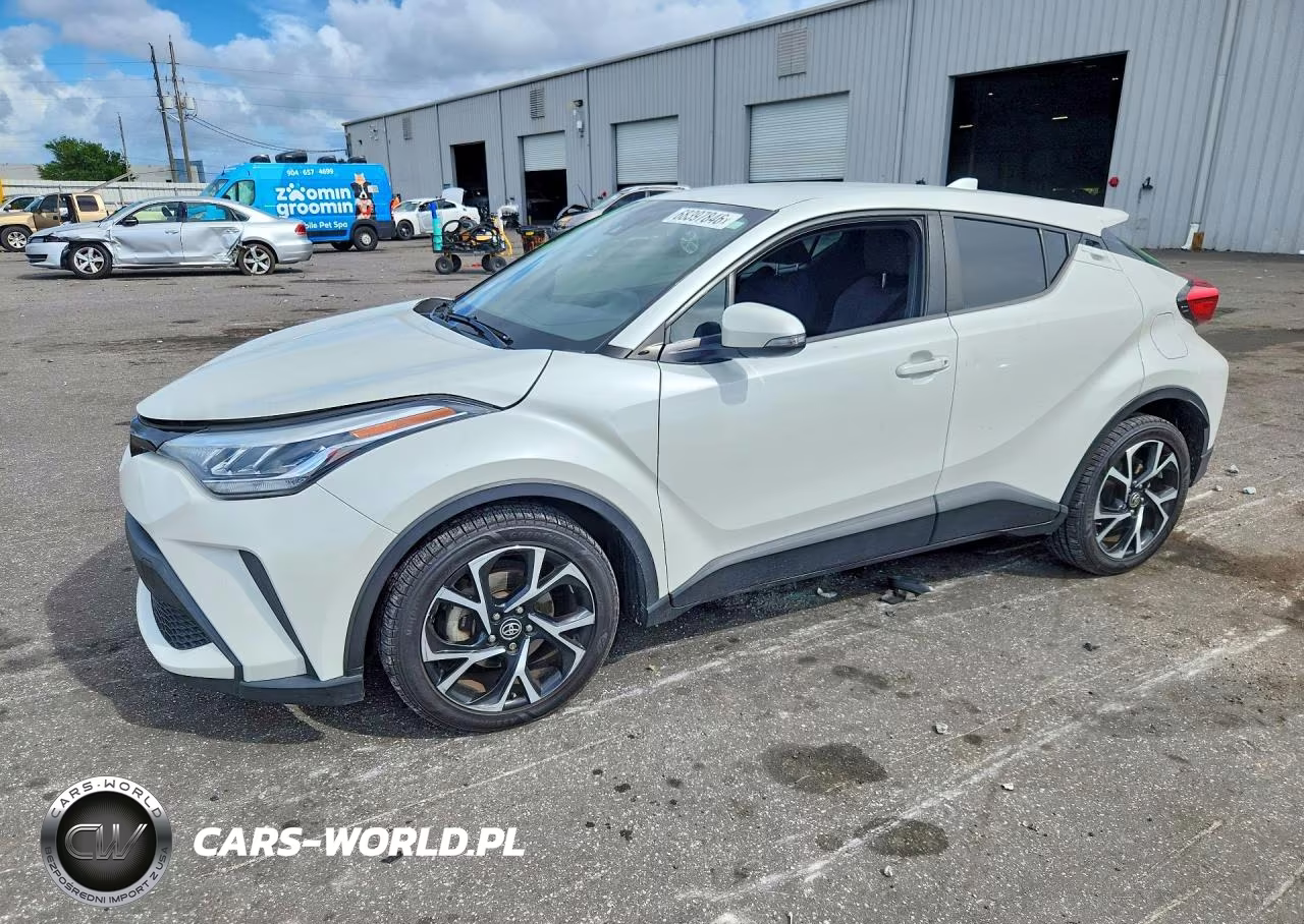 2020 Toyota C-Hr Xle – zdjęcie 1 z 13