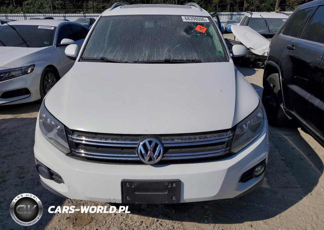 2015 Volkswagen Tiguan S VIN:WVGBV7AX1FW555958 - 5