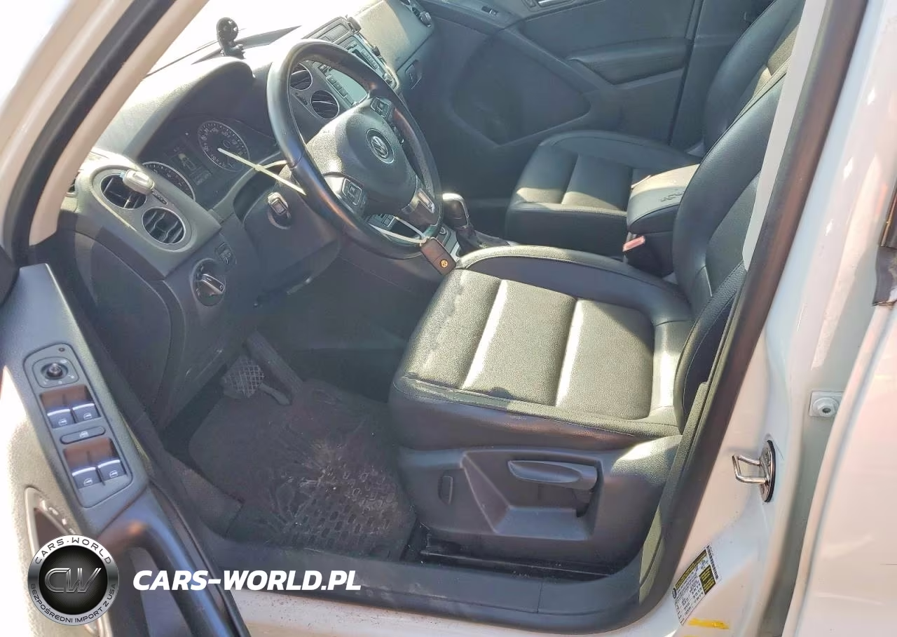 2015 Volkswagen Tiguan S VIN:WVGBV7AX1FW555958 - 7