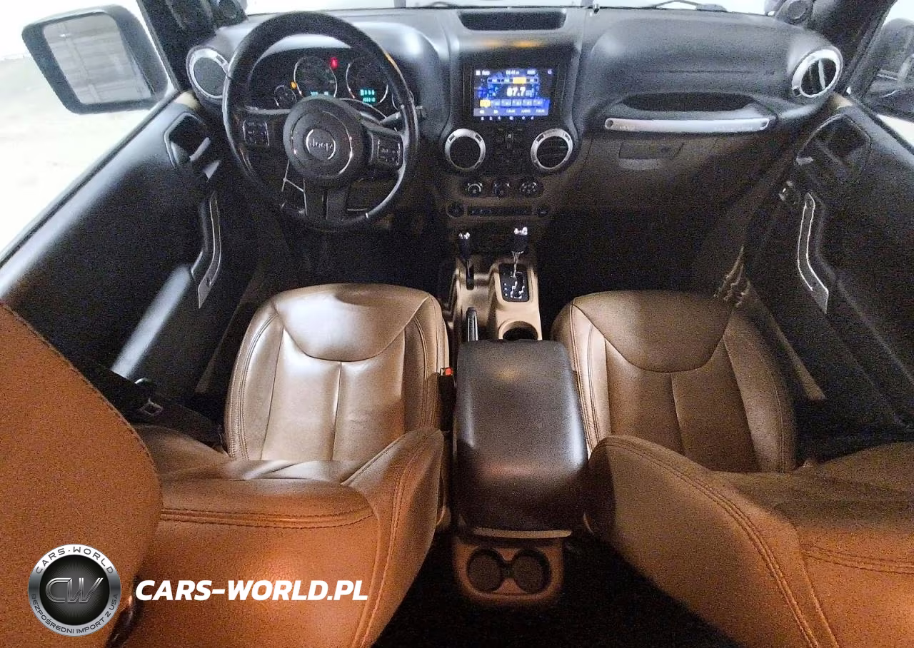 2014 Jeep Wrangler Unlimited Rubicon VIN:1C4BJWFG8EL159352 - 8