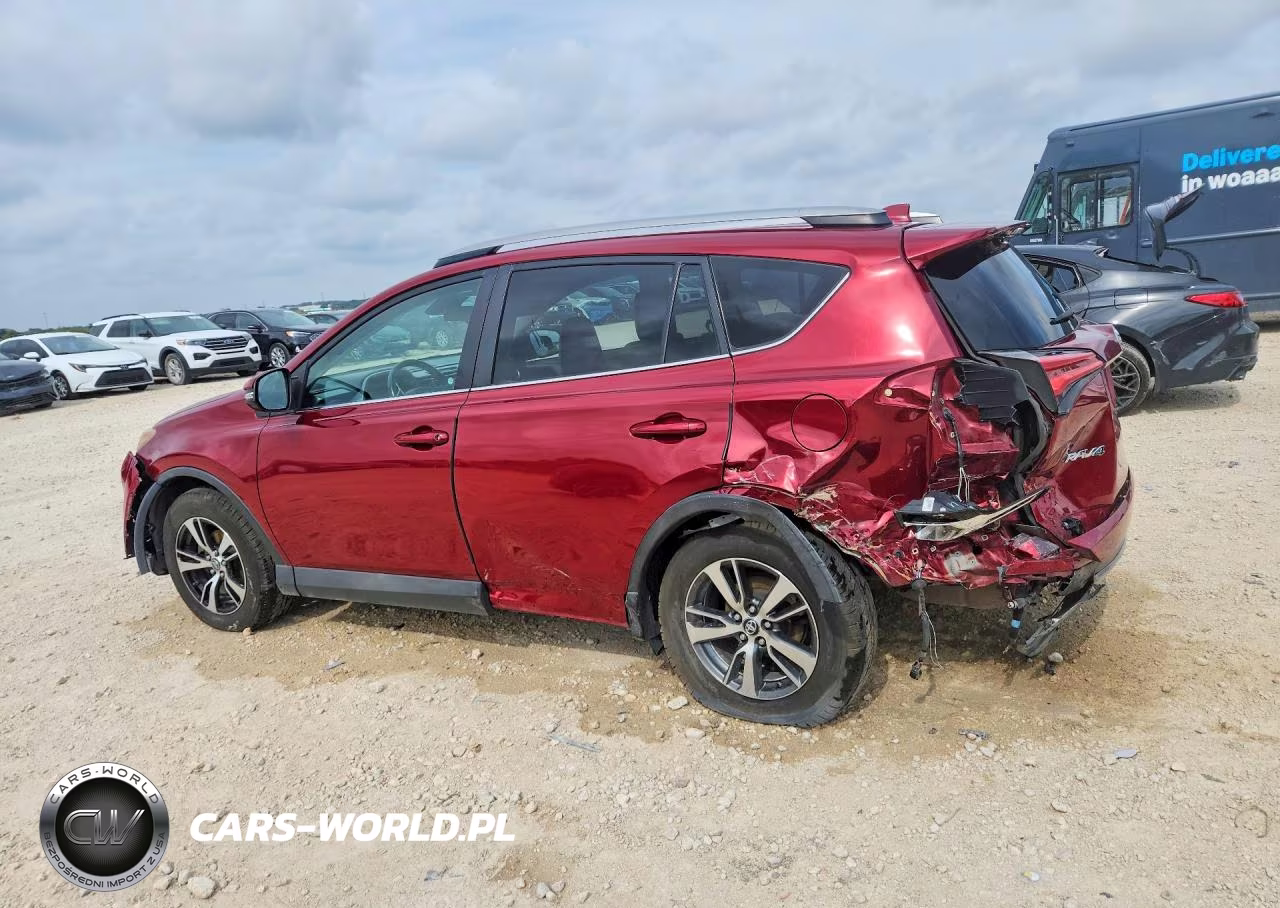 2018 Toyota Rav4 Xle VIN:2T3WFREV3JW492375 - 2