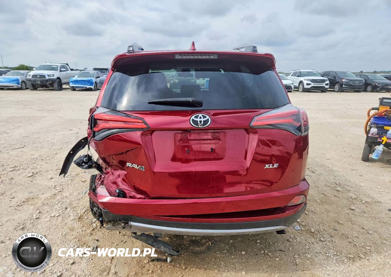 2018 Toyota Rav4 Xle VIN:2T3WFREV3JW492375 - 6