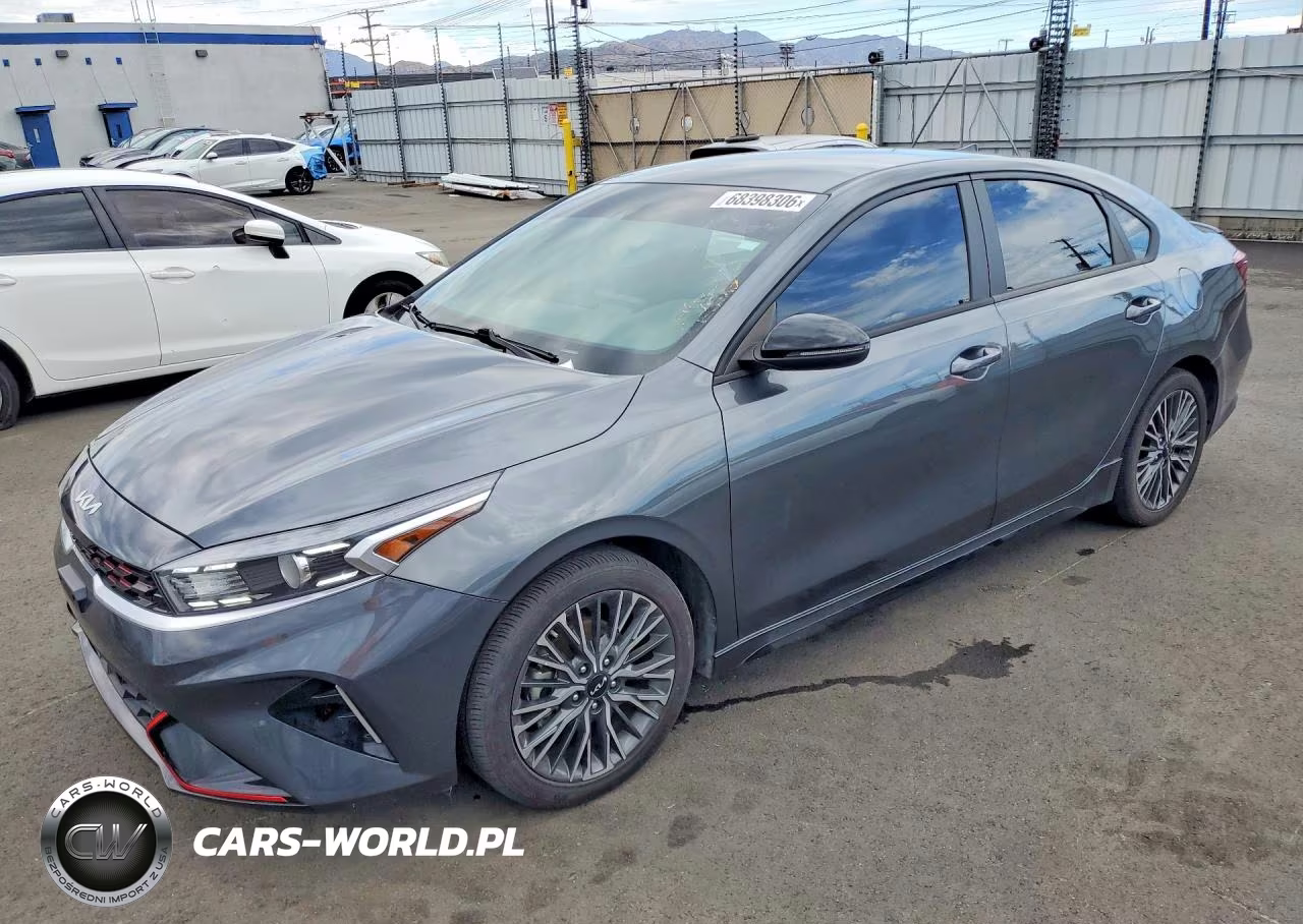 2024 Kia Forte Gt Line – zdjęcie 1 z 12