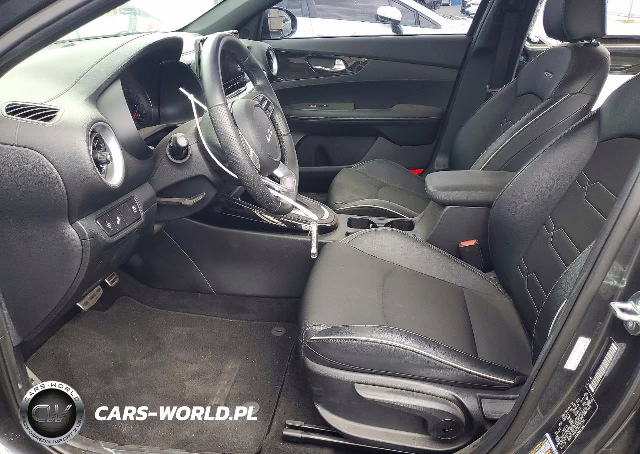 2024 Kia Forte Gt Line VIN:3KPF54AD7RE773766 - 7