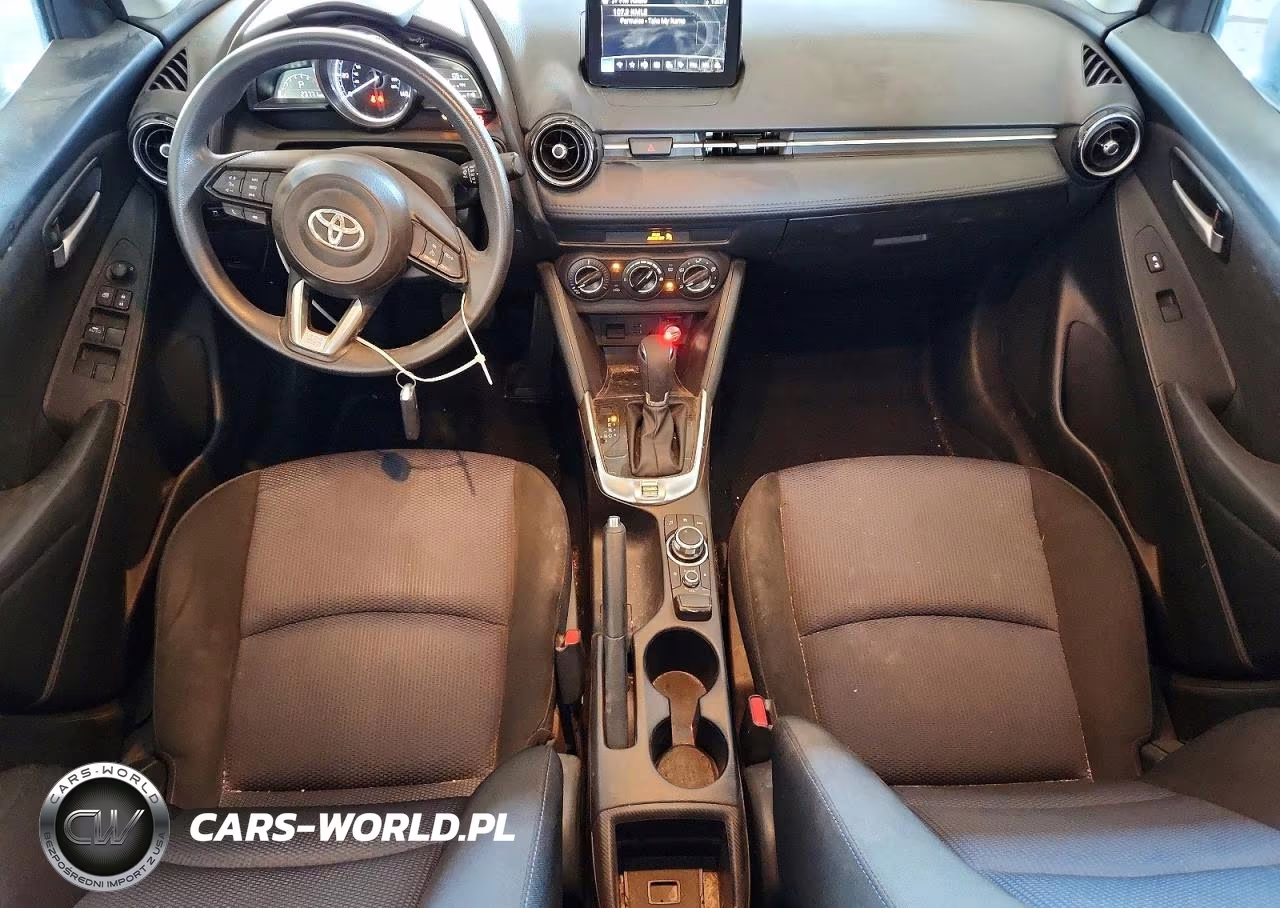 2019 Toyota Yaris Le VIN:3MYDLBYV8KY501409 - 8