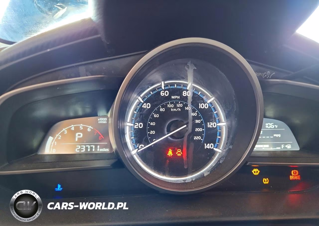 2019 Toyota Yaris Le VIN:3MYDLBYV8KY501409 - 9
