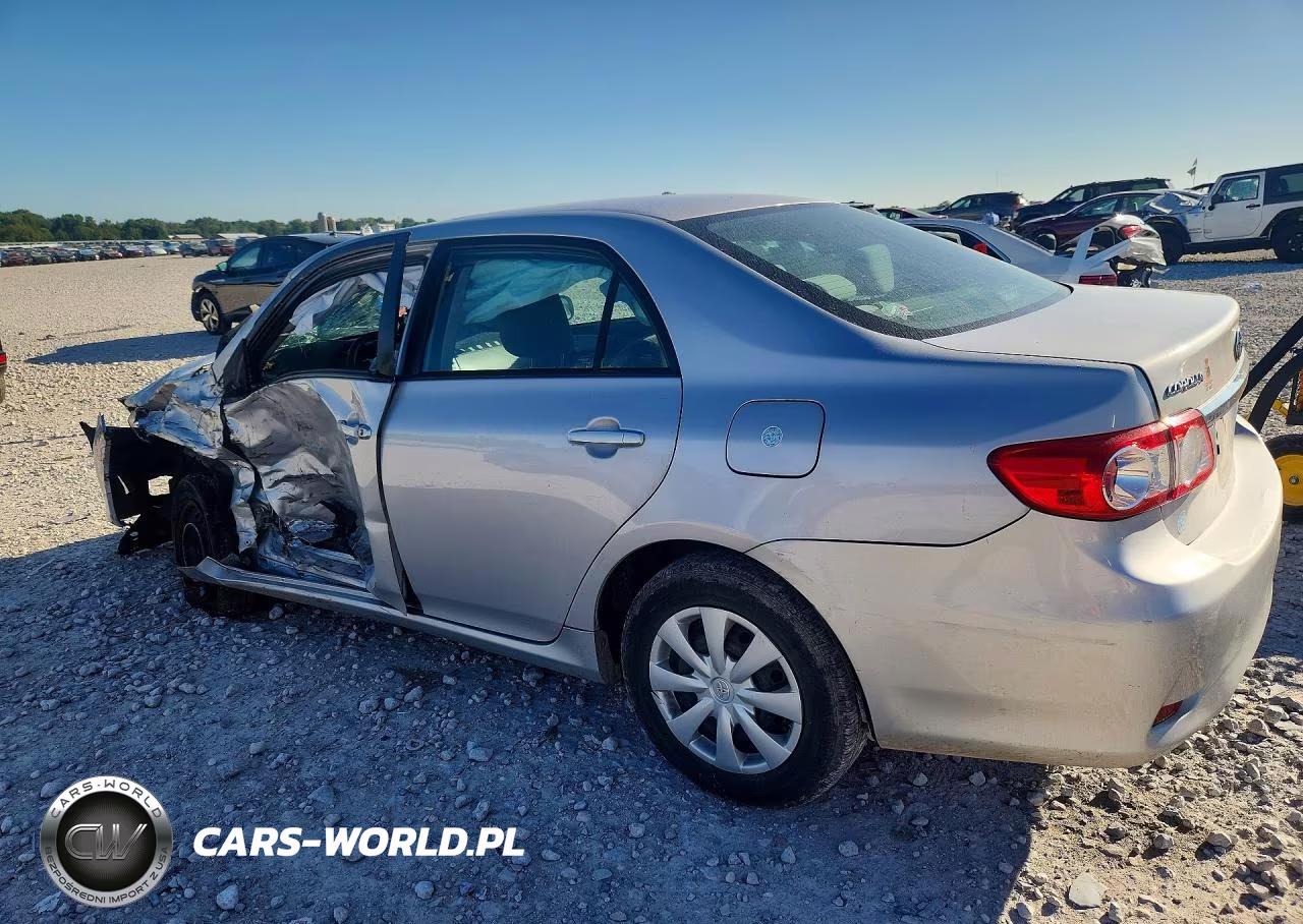 2011 Toyota Corolla Le VIN:2T1BU4EE0BC572073 - 2
