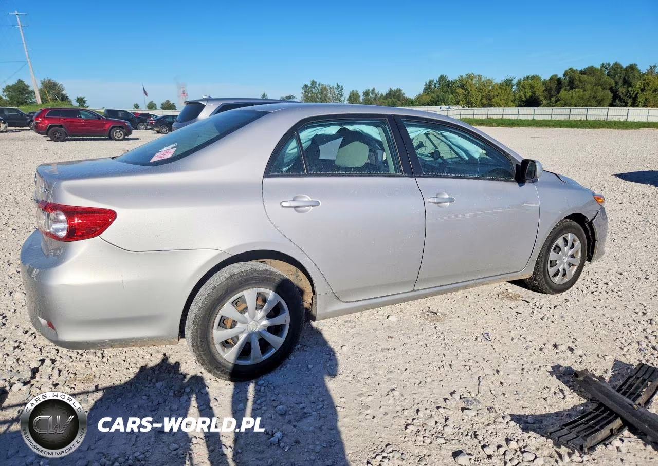 2011 Toyota Corolla Le VIN:2T1BU4EE0BC572073 - 3