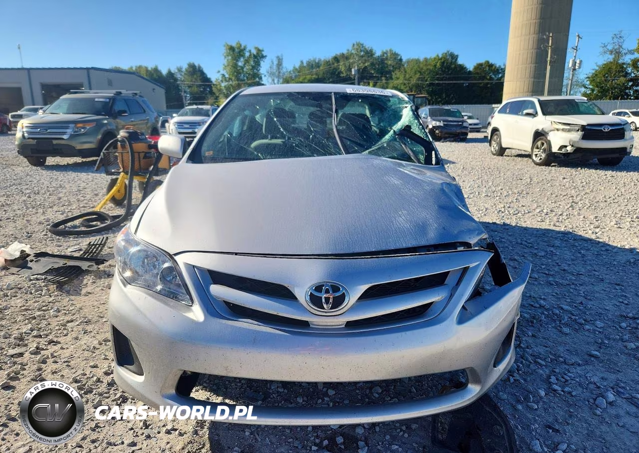 2011 Toyota Corolla Le VIN:2T1BU4EE0BC572073 - 5