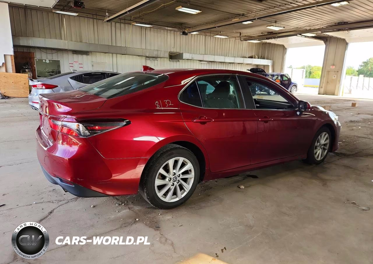 2021 Toyota Camry Le VIN:4T1R11AK2MU577195 - 3