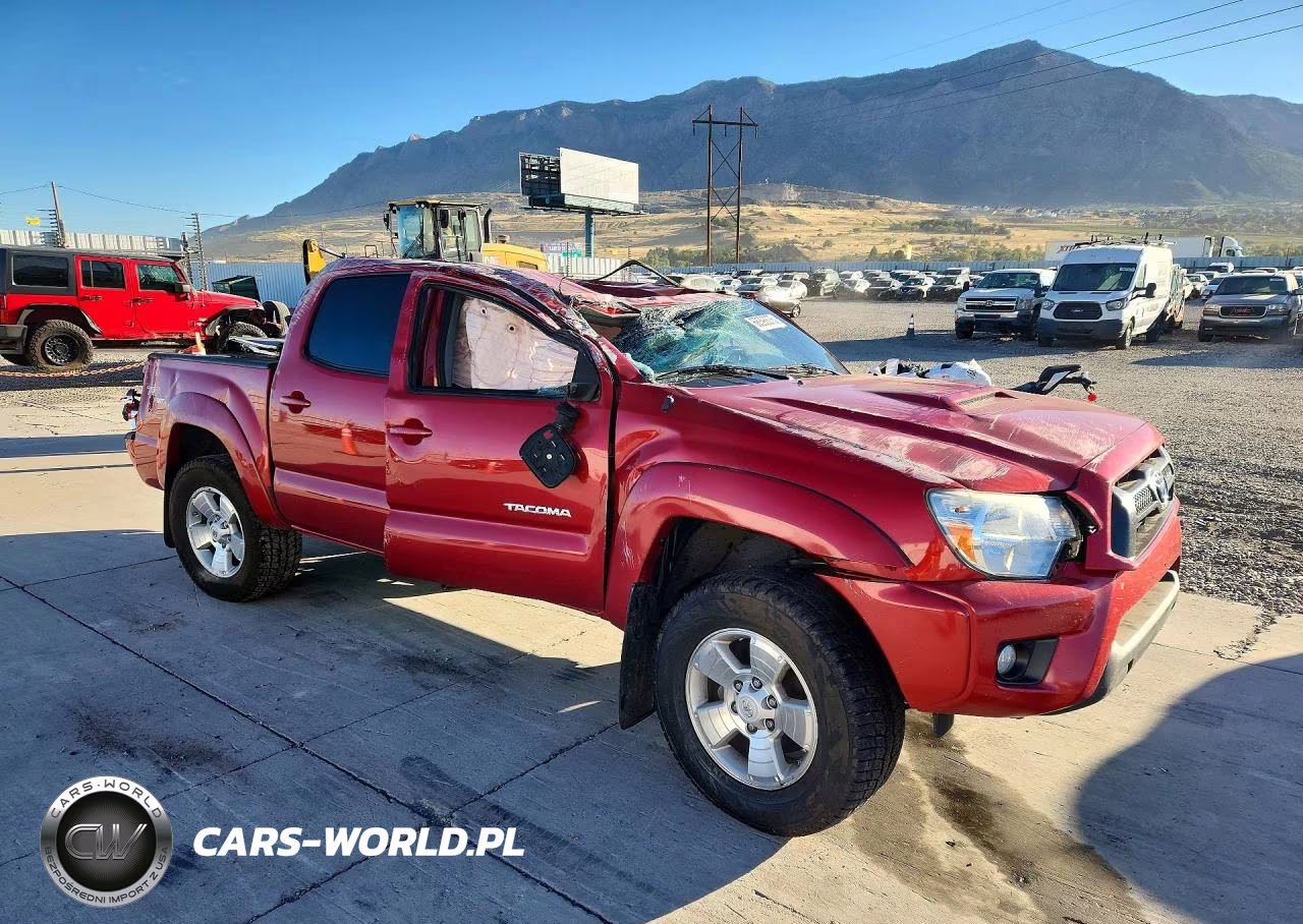 2013 Toyota Tacoma Double Cab VIN:3TMLU4EN6DM128565 - 4