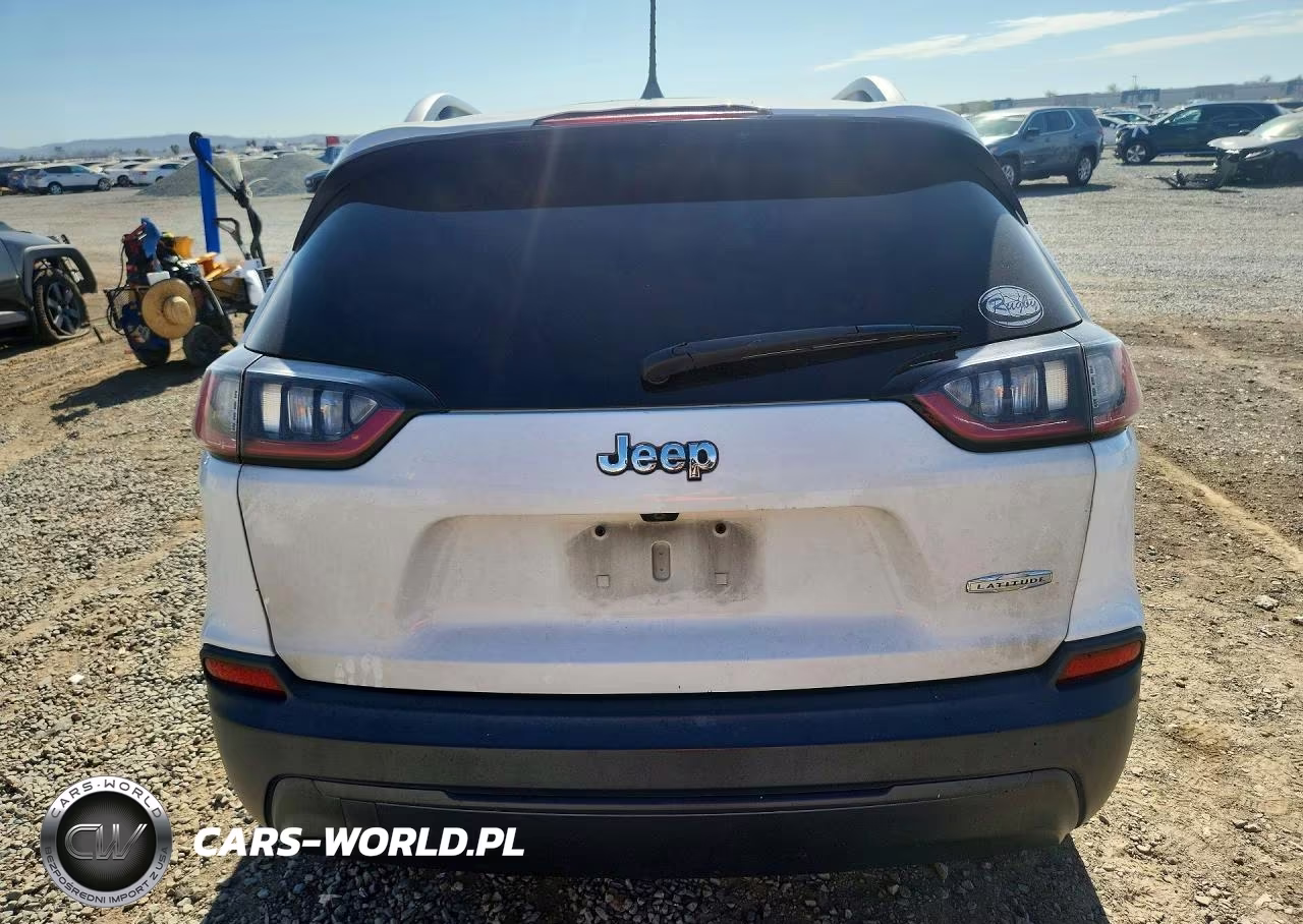 2019 Jeep Cherokee Latitude Plus VIN:1C4PJLLB9KD203040 - 6