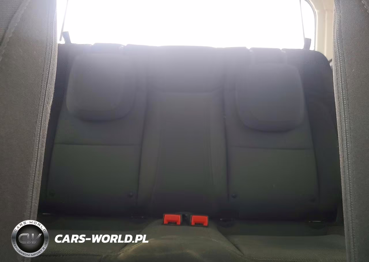 2018 Jeep Wrangler Sport VIN:1C4GJXAN8JW211878 - 10