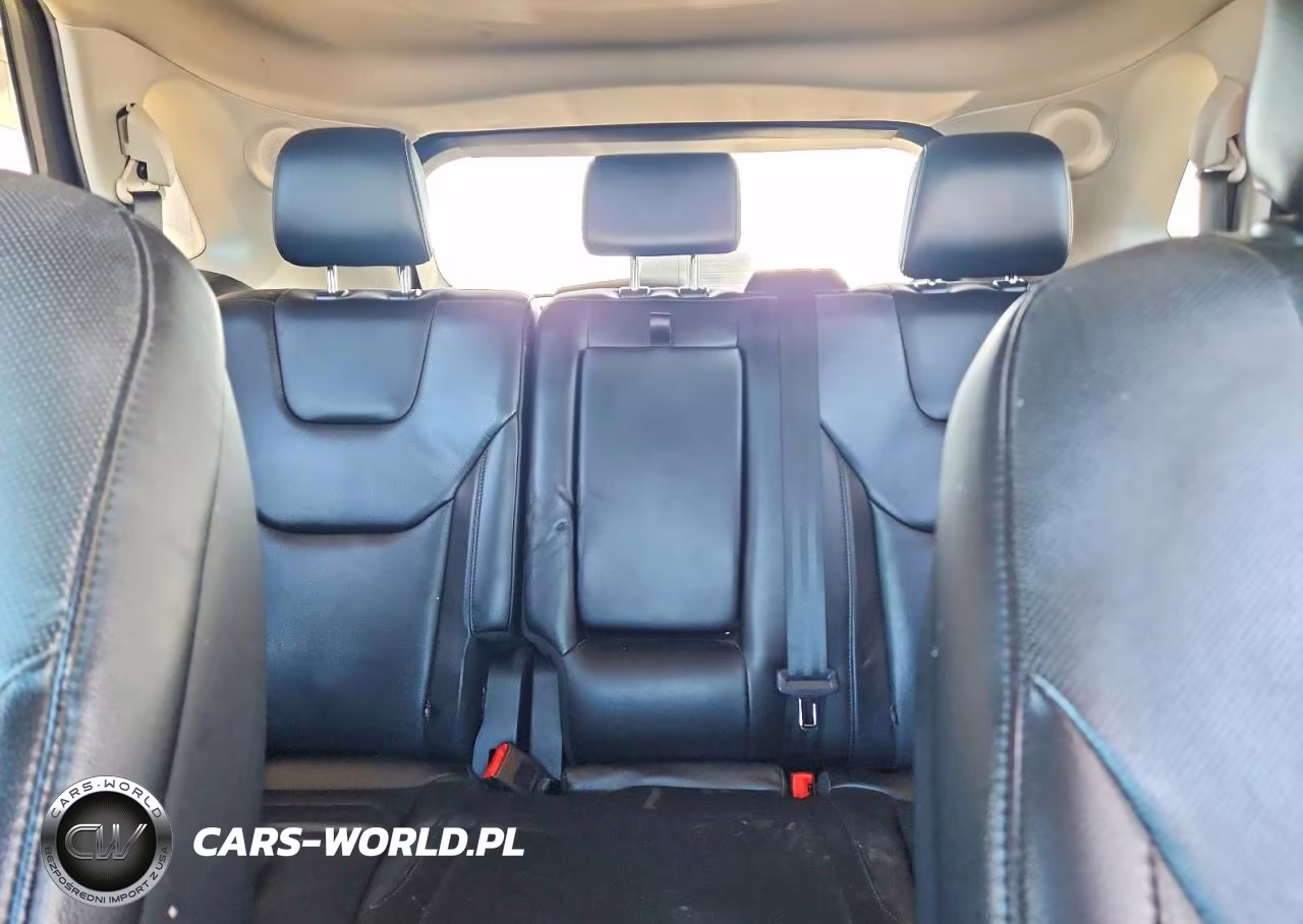 2019 Ford Edge Titanium VIN:2FMPK4K98KBB74696 - 10