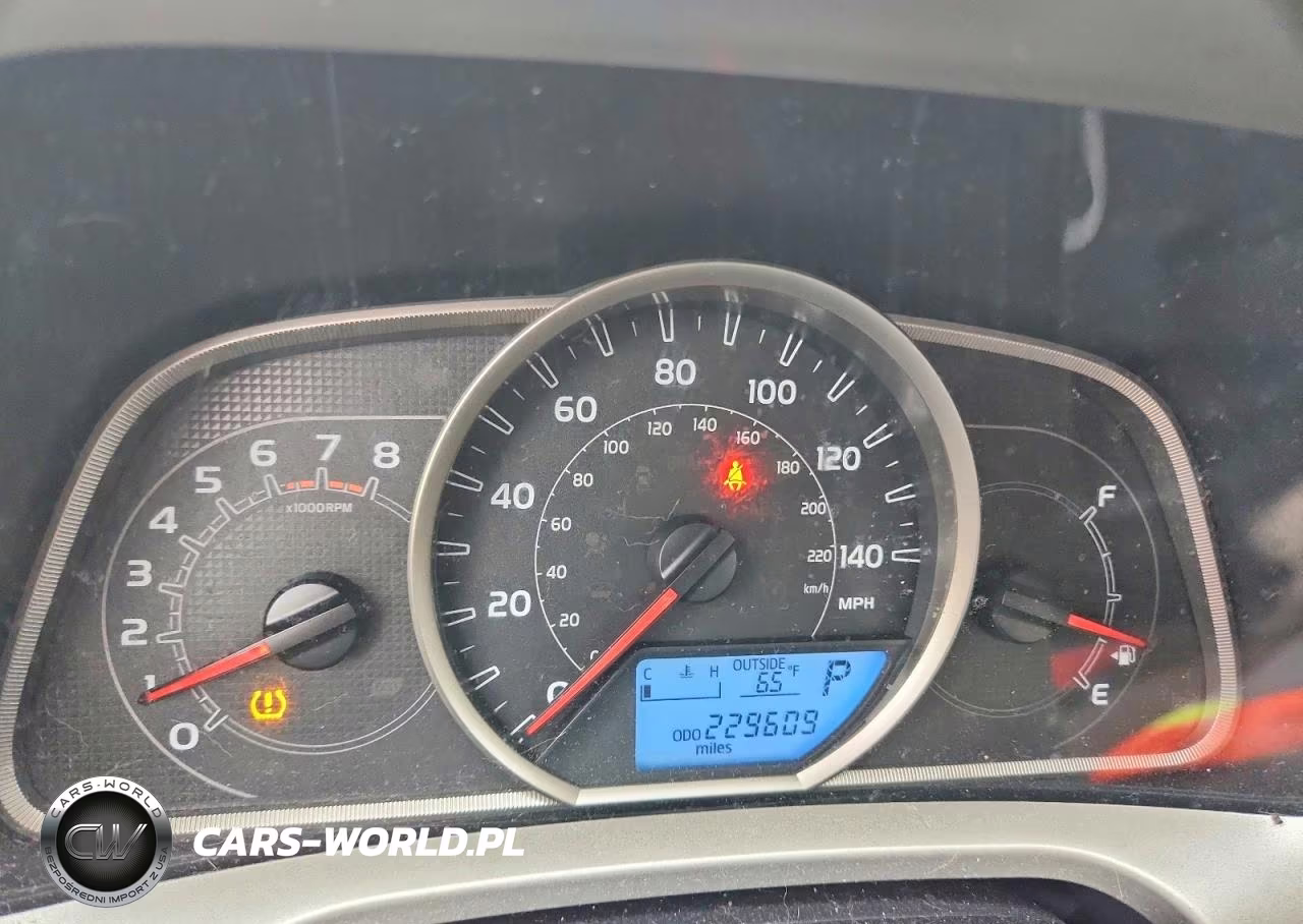 2013 Toyota Rav4 Le VIN:JTMZFREV1D5001813 - 9