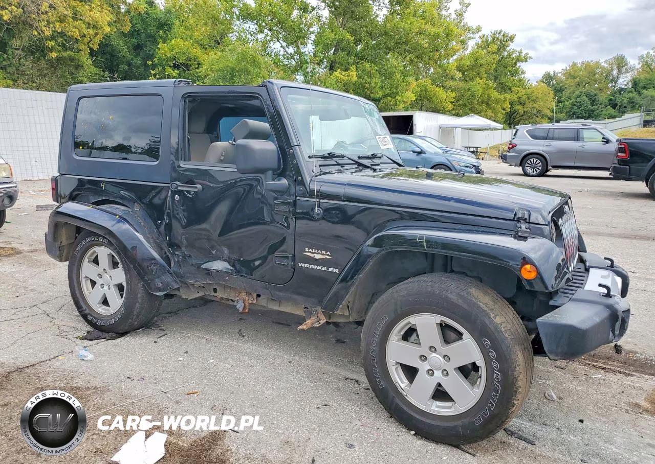2008 Jeep Wrangler Sahara VIN:1J8FA54168L532329 - 4