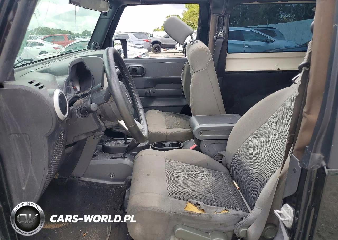 2008 Jeep Wrangler Sahara VIN:1J8FA54168L532329 - 7