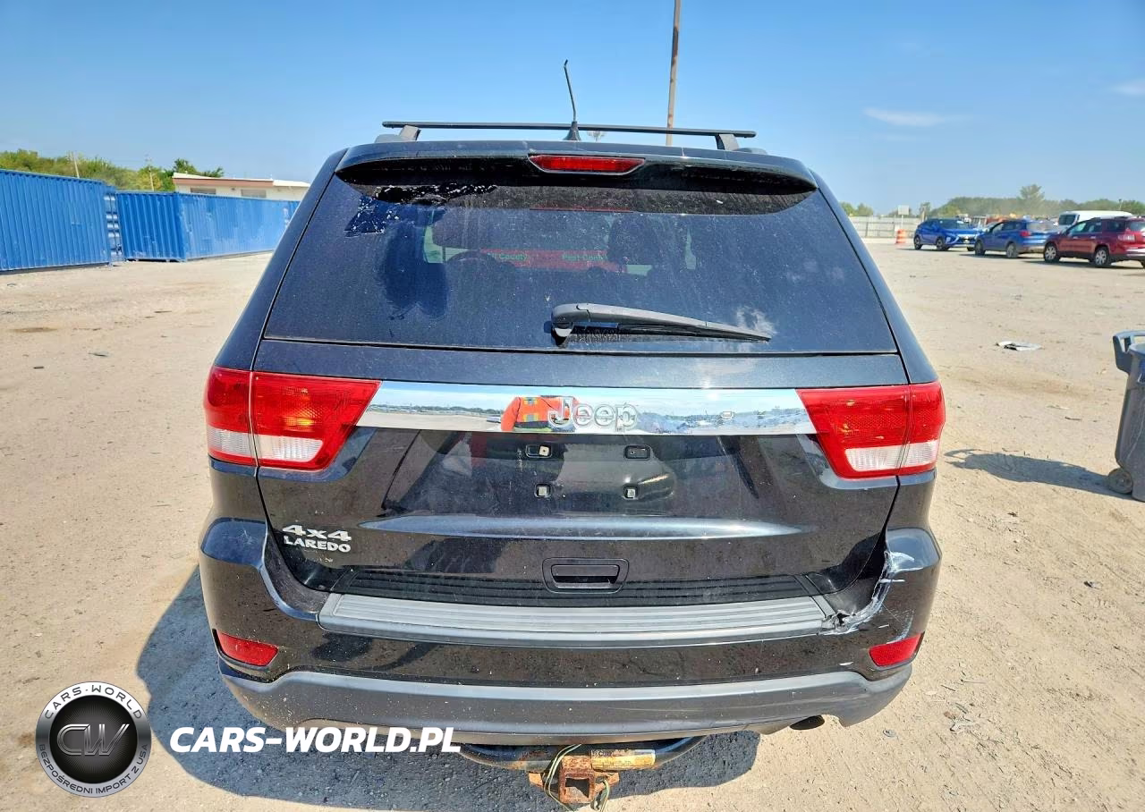 2013 Jeep Grand Cherokee Laredo VIN:1C4RJFAG3DC518952 - 6