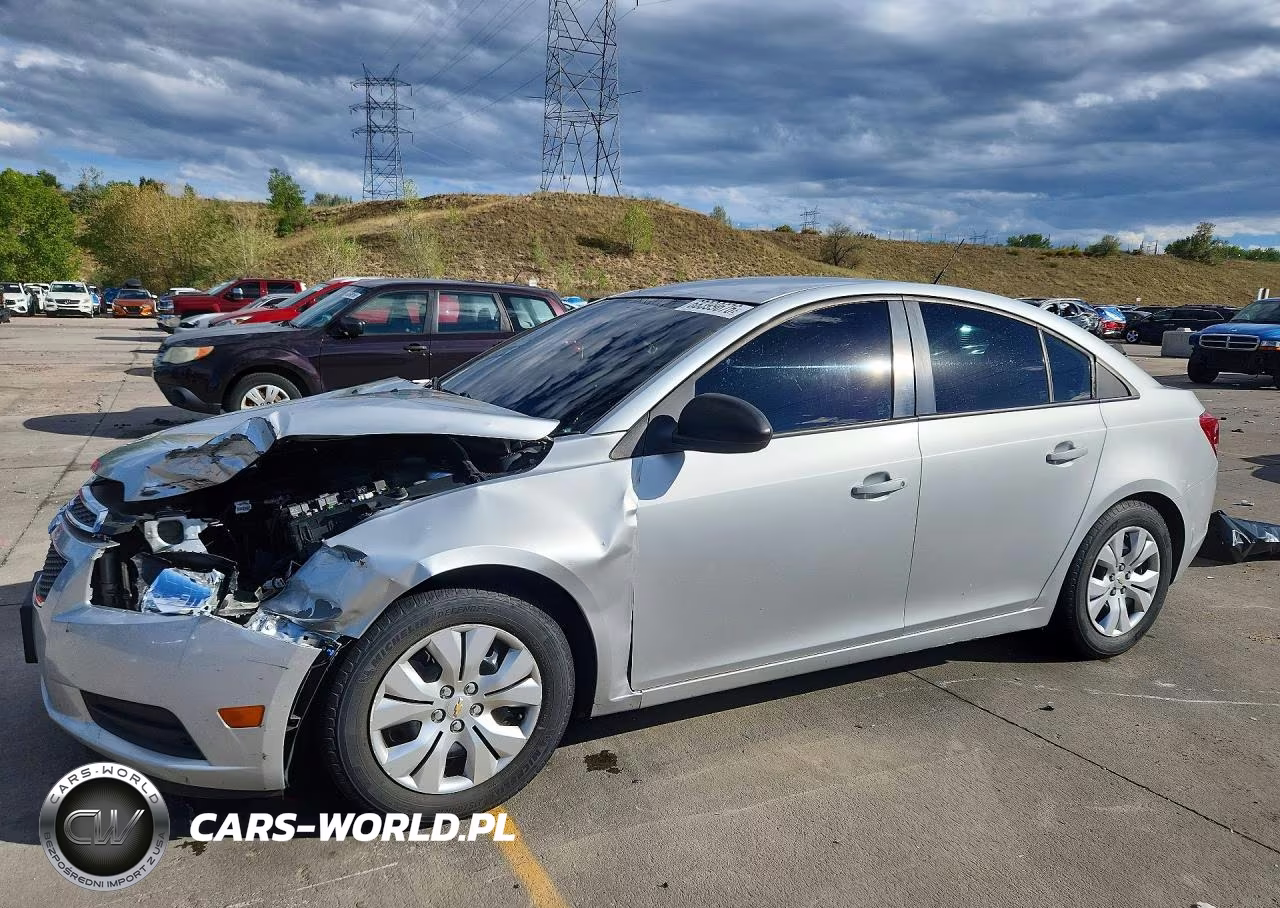 2014 Chevrolet Cruze Ls VIN:1G1PA5SH5E7163942 - 1