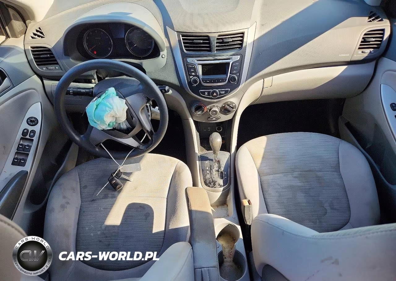 2016 Hyundai Accent Standard VIN:KMHCT4AE0GU052183 - 8