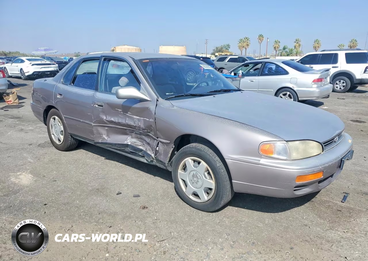 1995 Toyota Camry Le VIN:JT2GK12E6S0122767 - 4