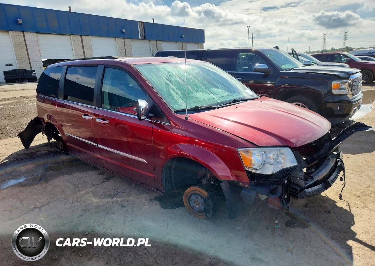 2015 Chrysler Town & Country Touring L VIN:2C4RC1CG3FR742033 - 4