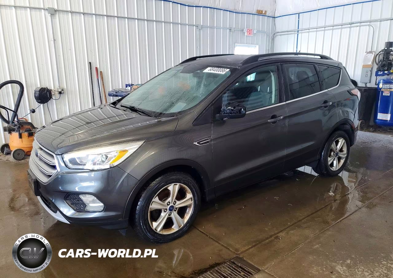 2017 Ford Escape Se VIN:1FMCU0GD3HUB58052 - 1