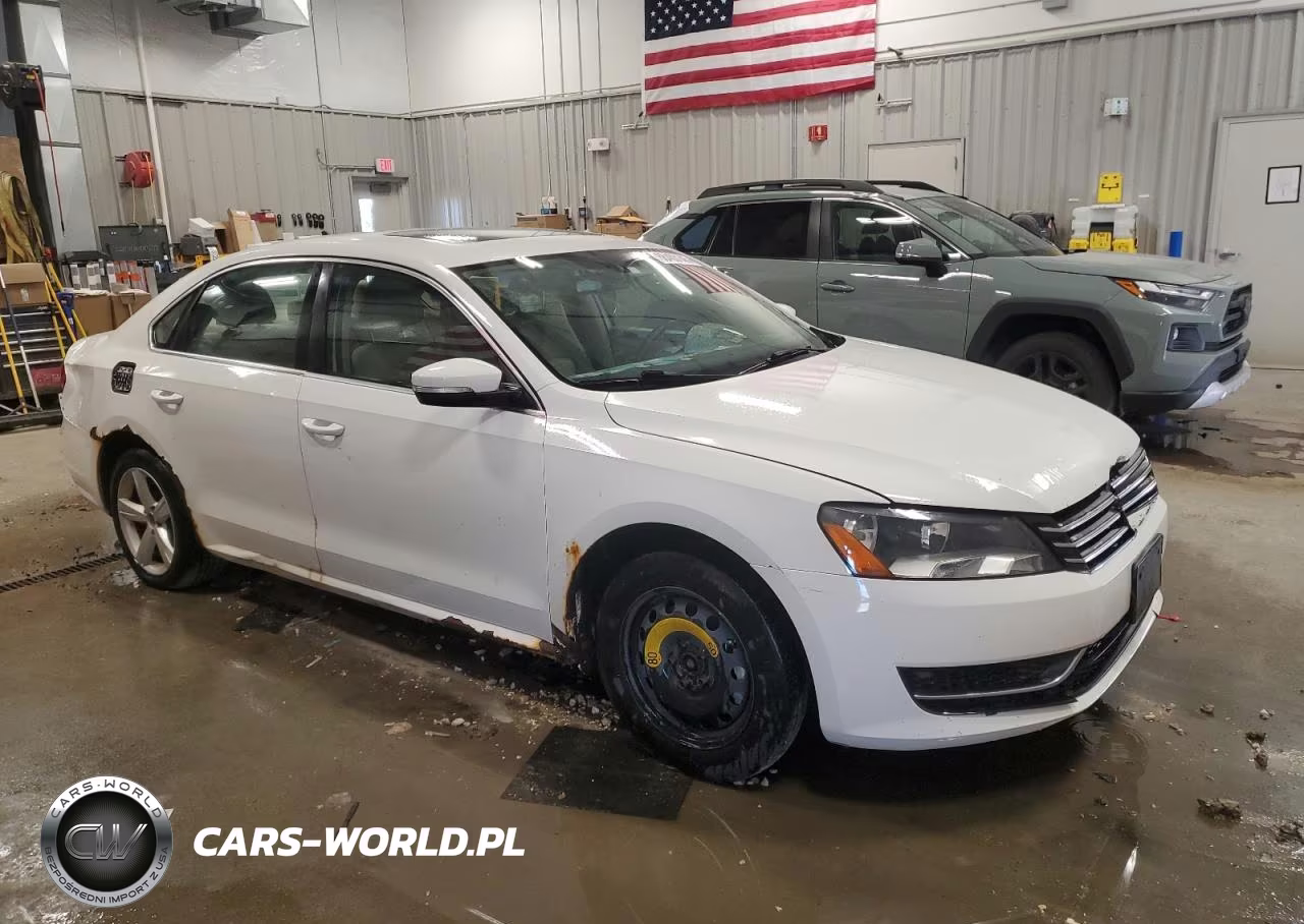 2013 Volkswagen Passat Se VIN:1VWBP7A35DC033227 - 4
