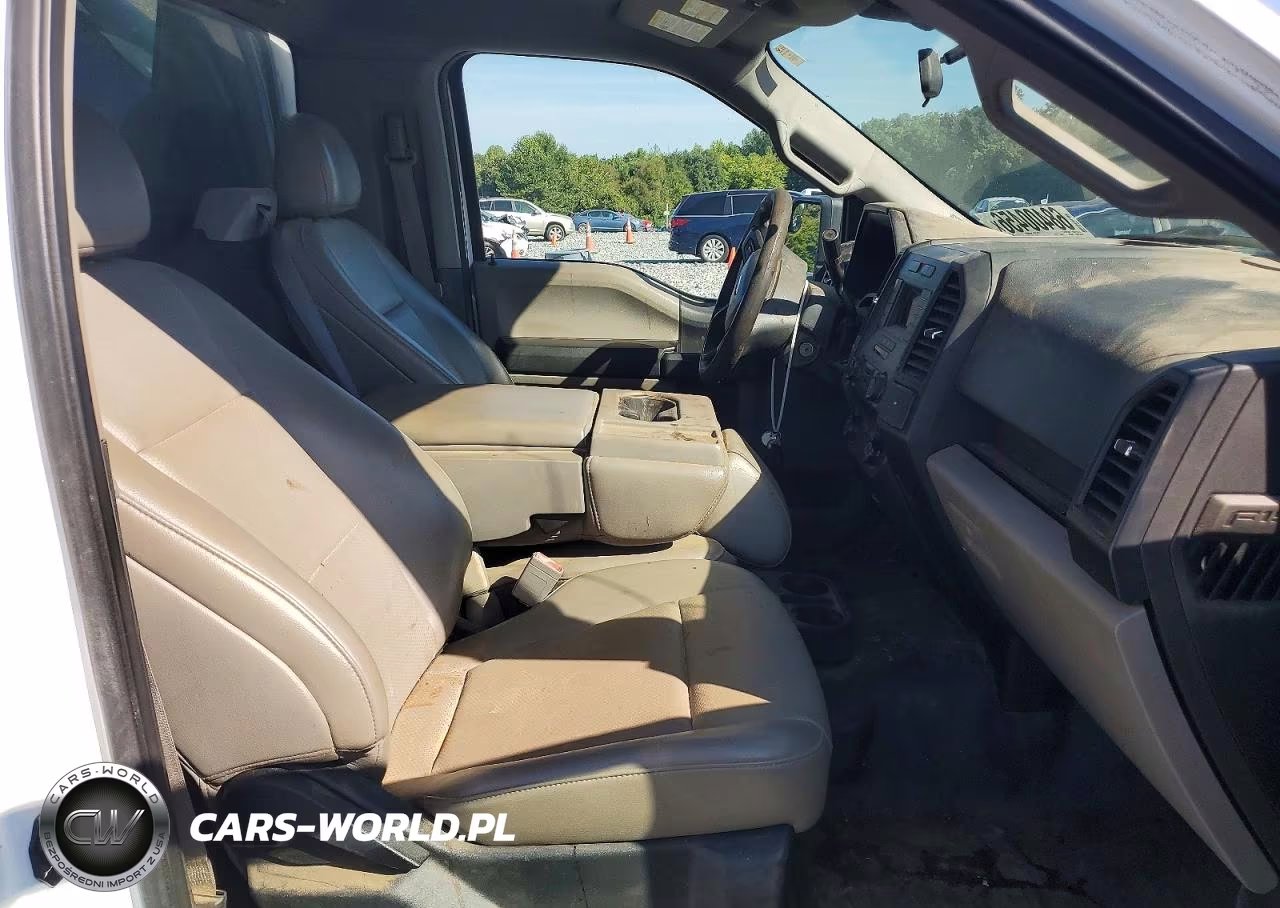 2019 Ford F150 VIN:1FTMF1C59KKC26719 - 10