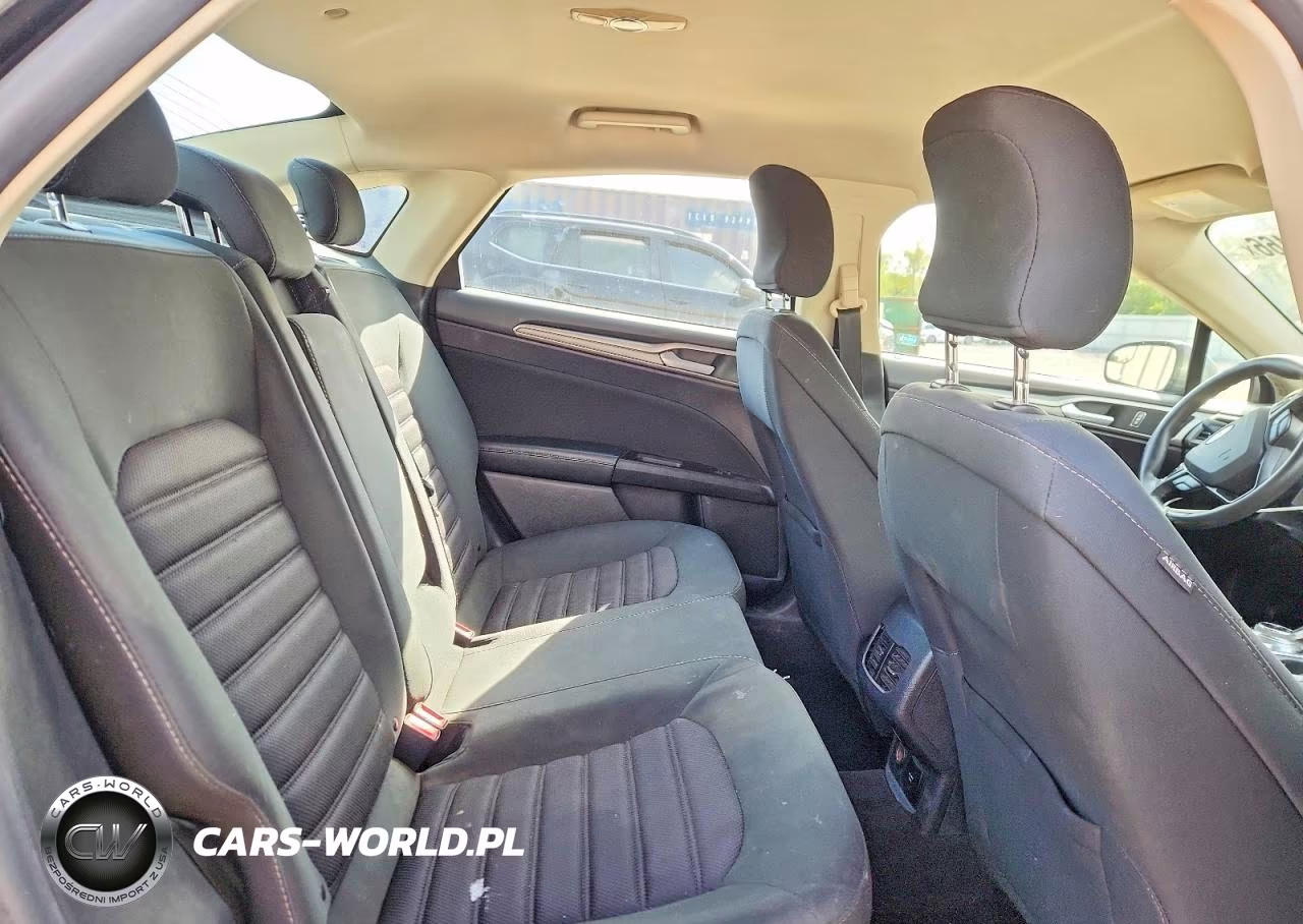 2017 Ford Fusion Se Hybrid VIN:3FA6P0LU2HR325822 - 10