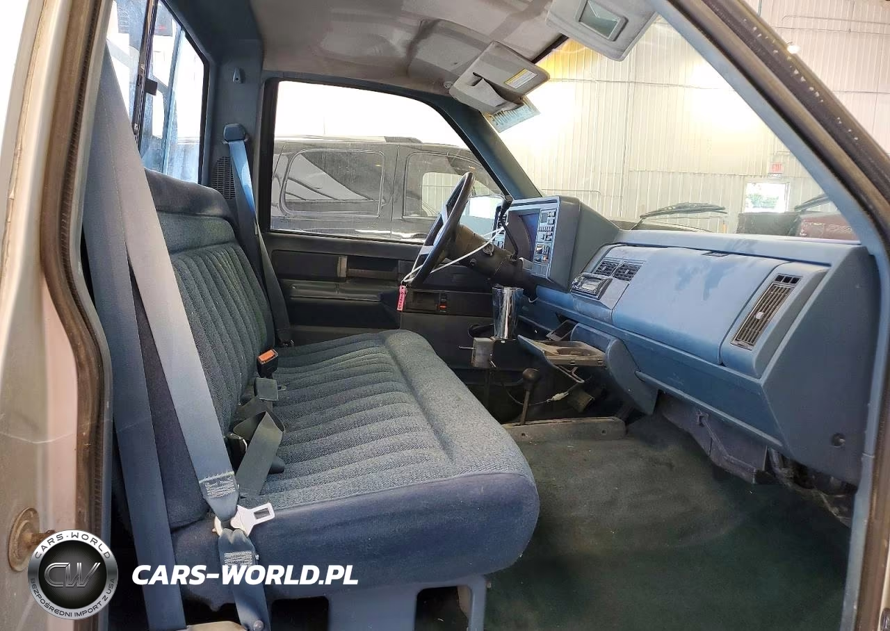1989 Chevrolet Gmt-400 K2500 VIN:1GCGK24K5KE282402 - 10