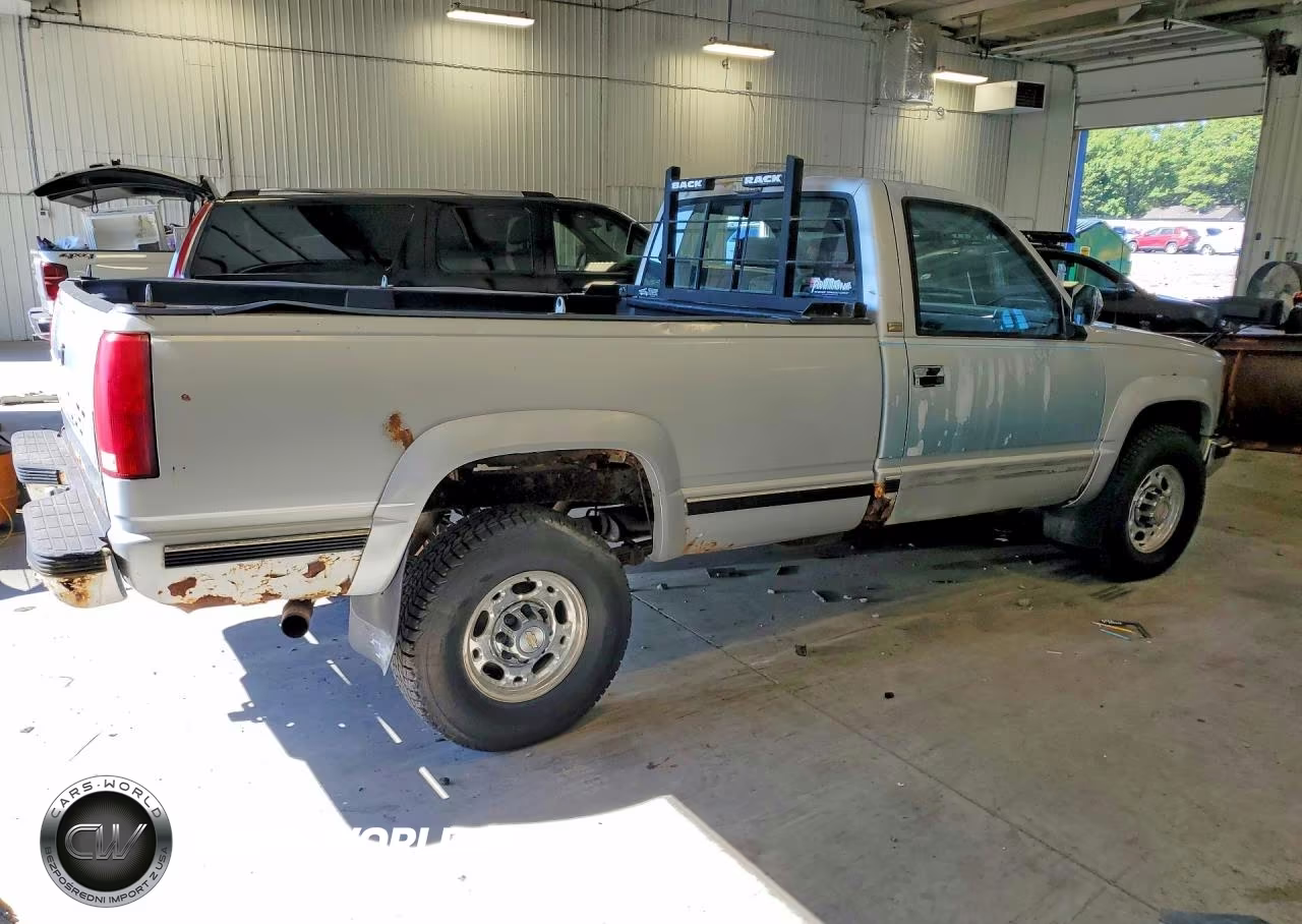 1989 Chevrolet Gmt-400 K2500 VIN:1GCGK24K5KE282402 - 3