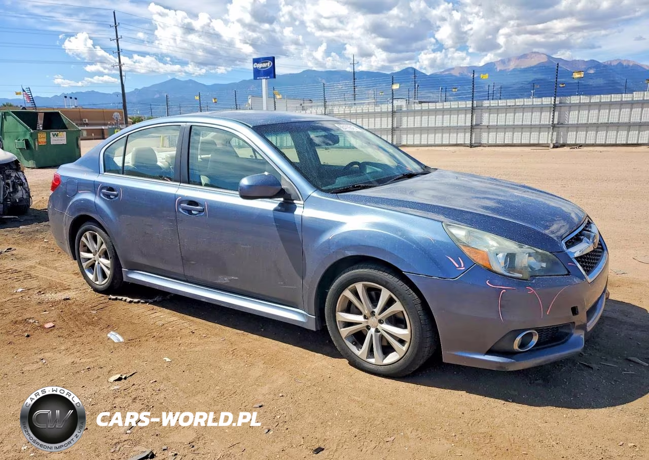 2014 Subaru Legacy 3.6R Limited VIN:4S3BMDM66E2004262 - 4