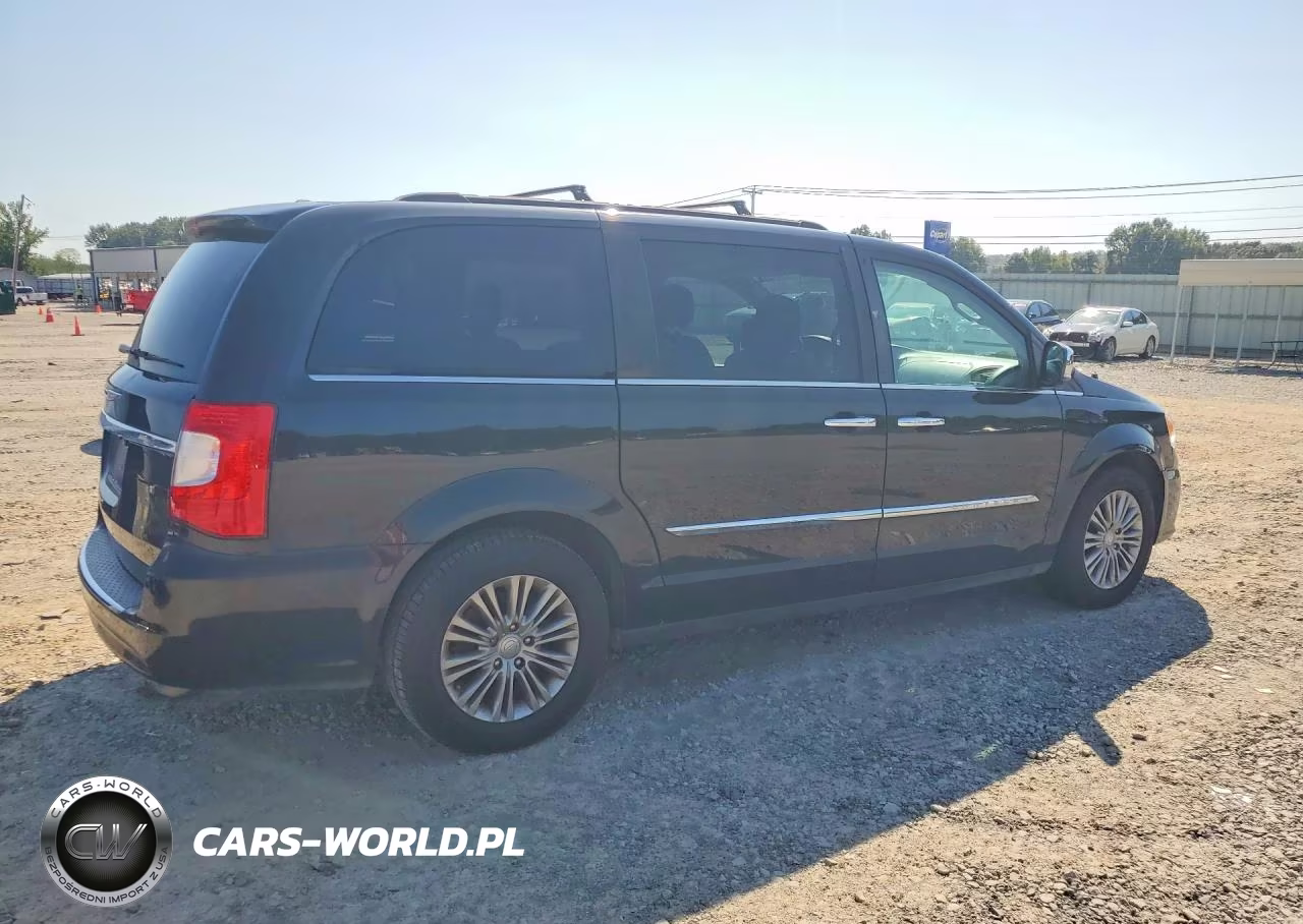 2016 Chrysler Town & Country Touring L VIN:2C4RC1CG2GR159051 - 3