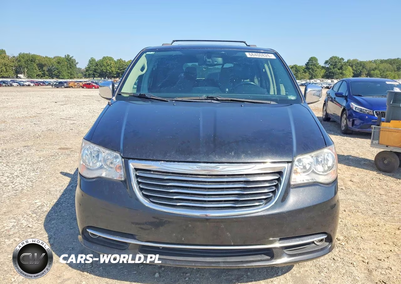 2016 Chrysler Town & Country Touring L VIN:2C4RC1CG2GR159051 - 5