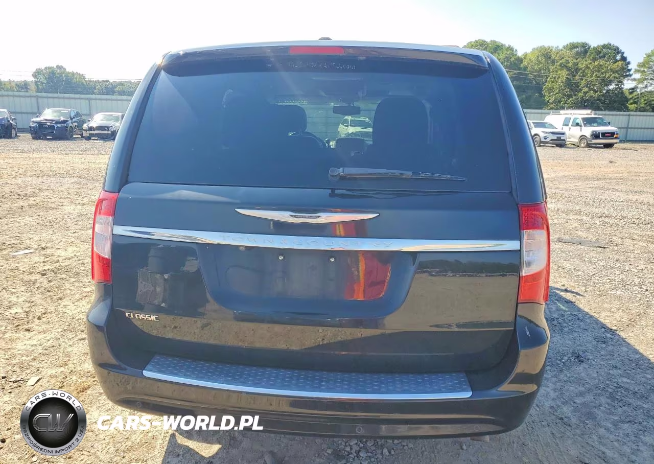 2016 Chrysler Town & Country Touring L VIN:2C4RC1CG2GR159051 - 6
