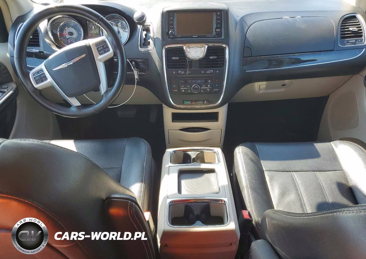 2016 Chrysler Town & Country Touring L VIN:2C4RC1CG2GR159051 - 8