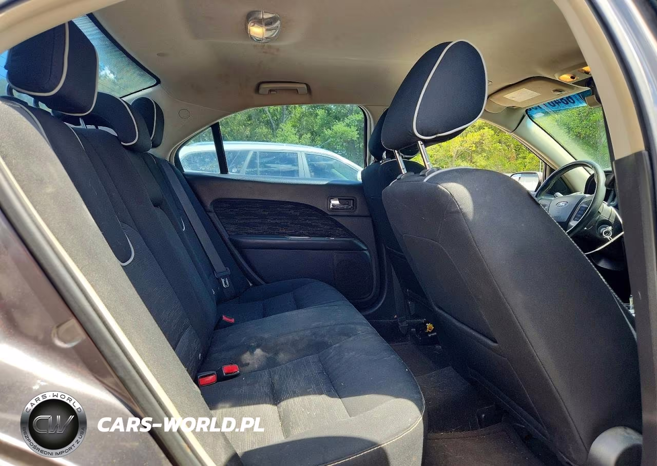 2012 Ford Fusion Se VIN:3FAHP0HG1CR389256 - 10
