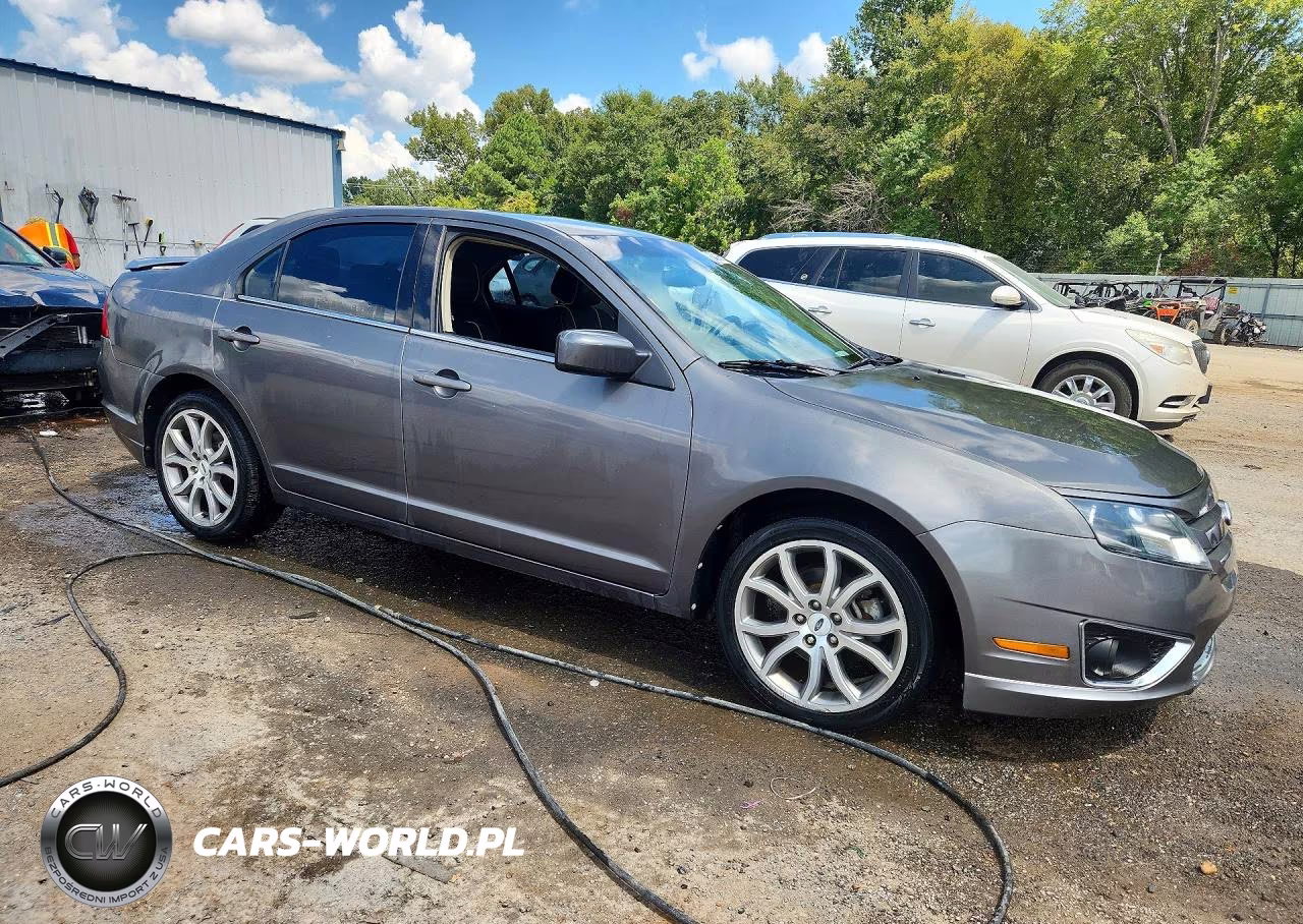 2012 Ford Fusion Se VIN:3FAHP0HG1CR389256 - 4