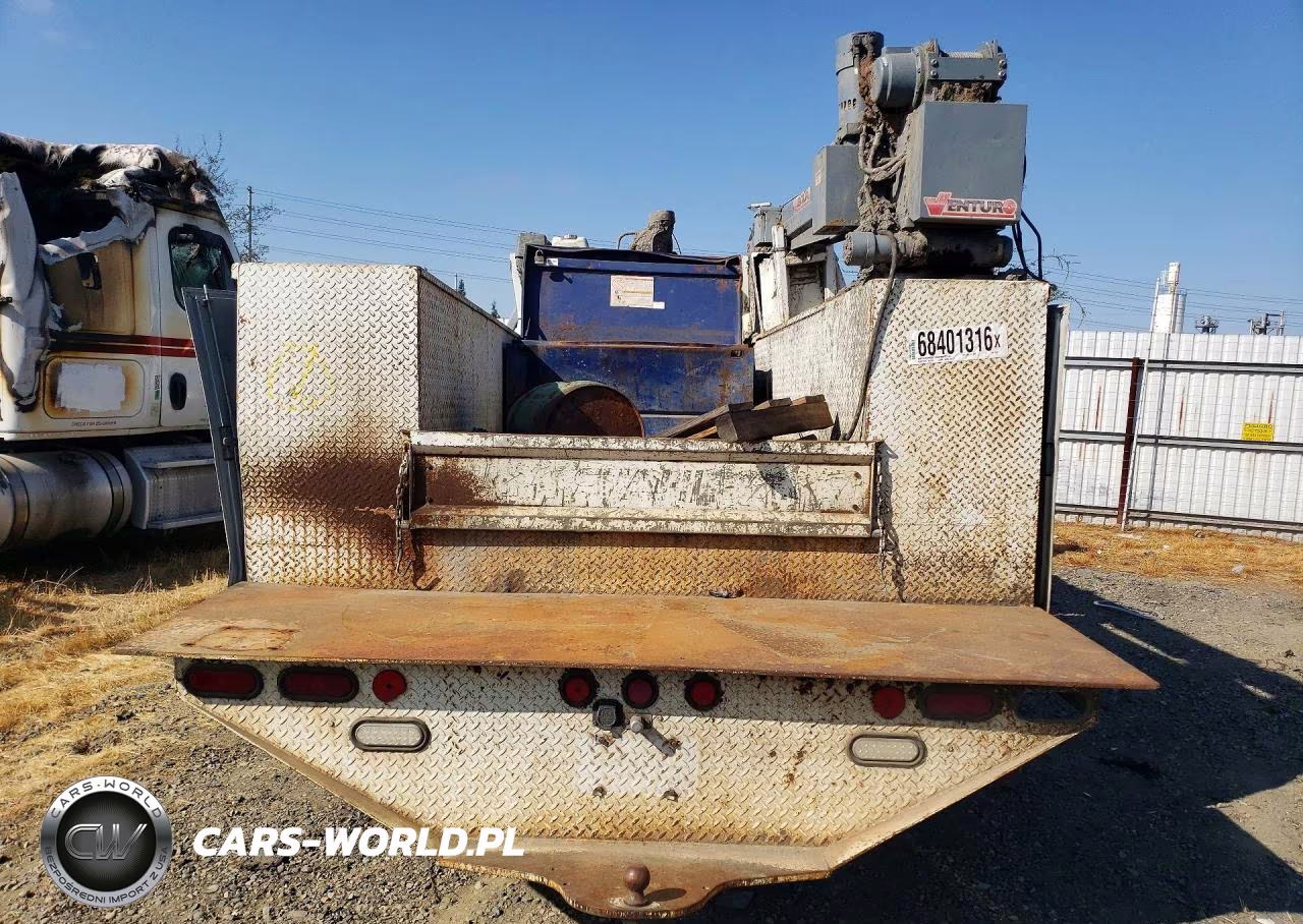 2019 Ford F650 Super - Grapple Truck VIN:1FDNF6AYXKDF03621 - 6